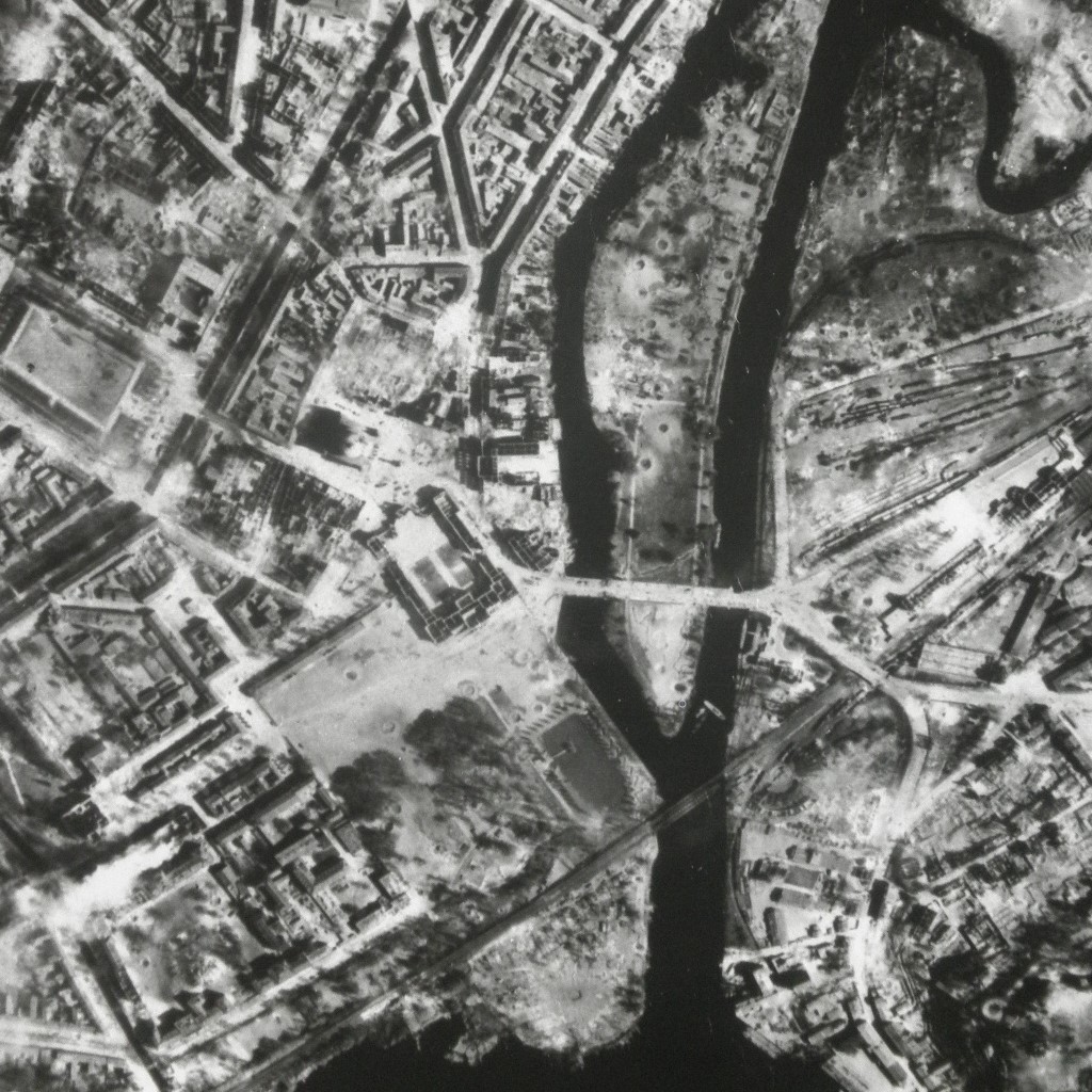 Potsdam_Luftbild_1945